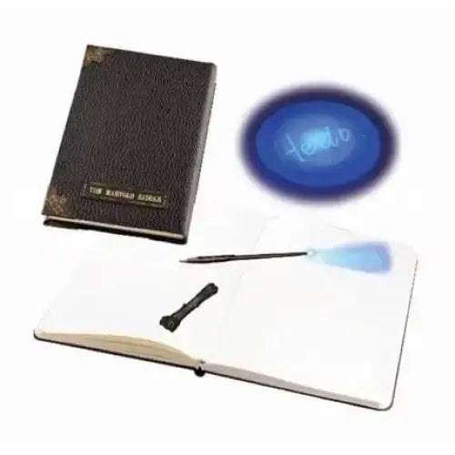 Journal de Tom Jedusor avec stylo à encre invisible